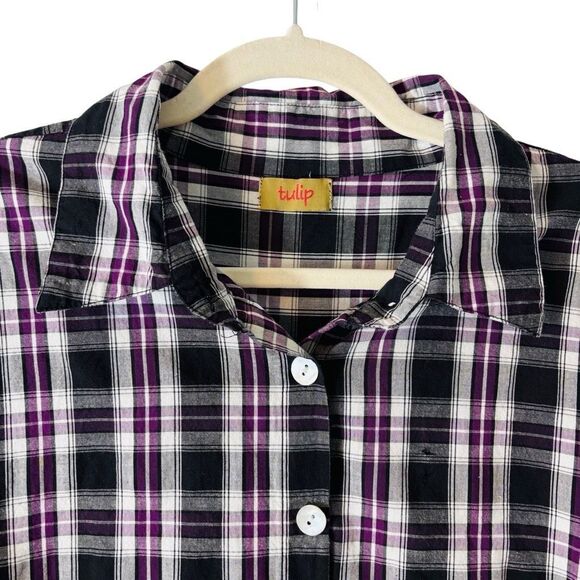 Tulip plaid cotton asymmetrical flounce back black purple white button up tunic - Picture 3 of 11